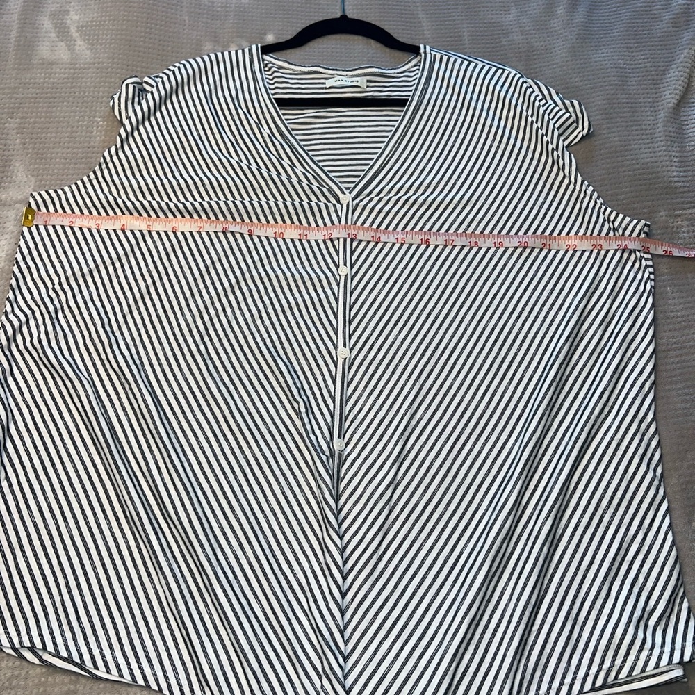Women's Max Studio Top 2x - Picture 5 of 6